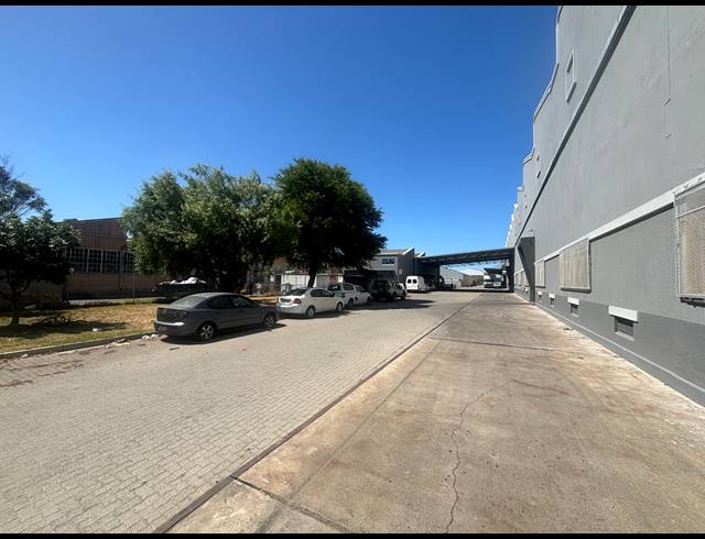 5,134M² INDUSTRIAL YARD TO LET IN BLACKHEATH INDUSTRIAL